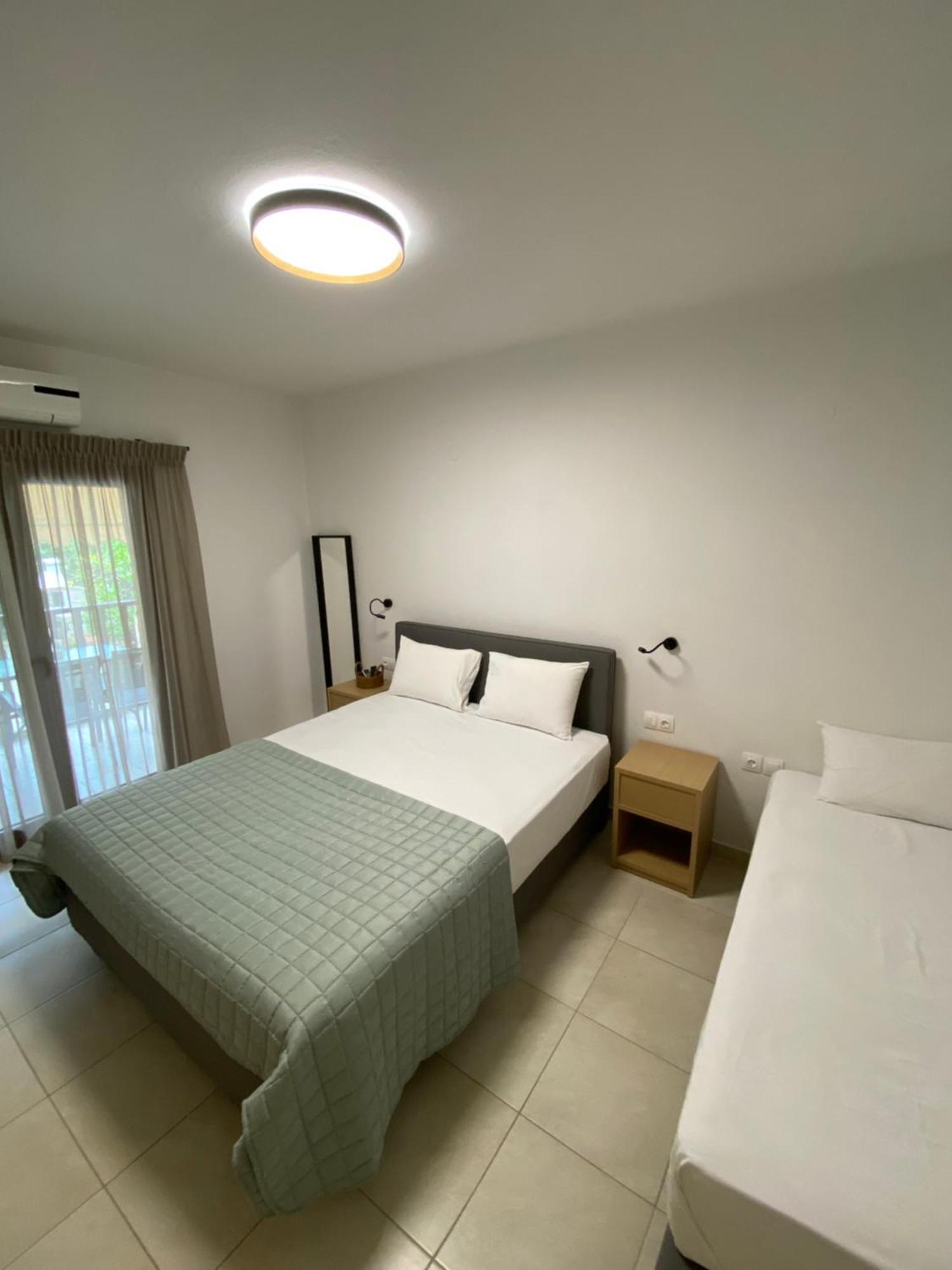 Georgoudi Apartments Nikíti Eksteriør bilde